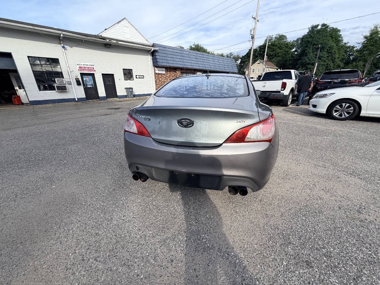 Used 2010 Hyundai Genesis 2.0T RWD image 34
