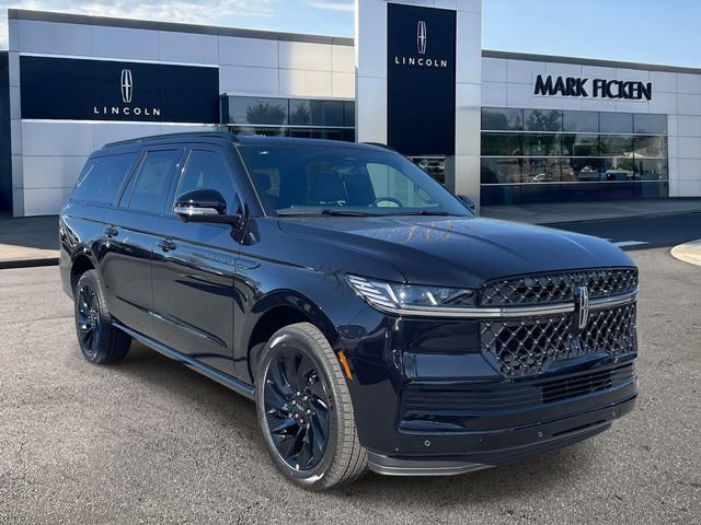 New 2026 Lincoln Navigator L Reserve w/ Jet Appearance Package image 1