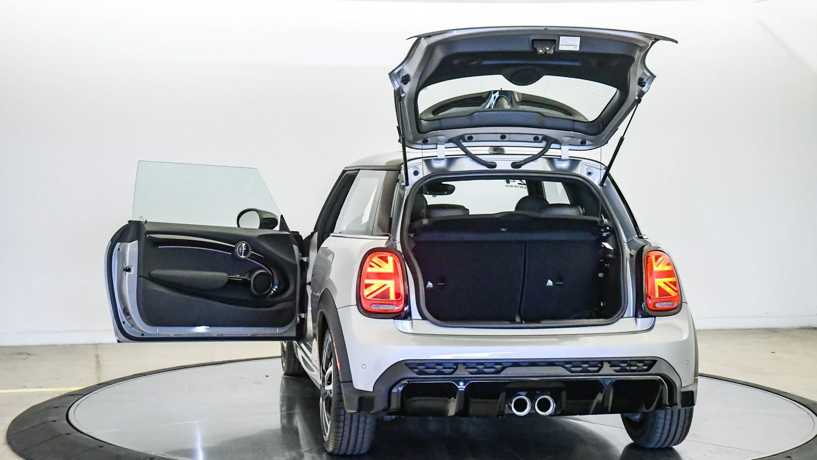 Certified 2024 MINI Cooper John Cooper Works FWD image 32