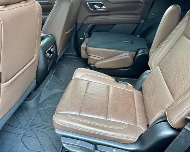 Used 2023 Chevrolet Tahoe High Country image 5