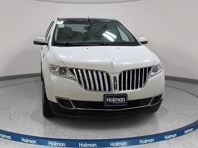 Used 2015 Lincoln MKX AWD w/ Equipment Group 102A image 3