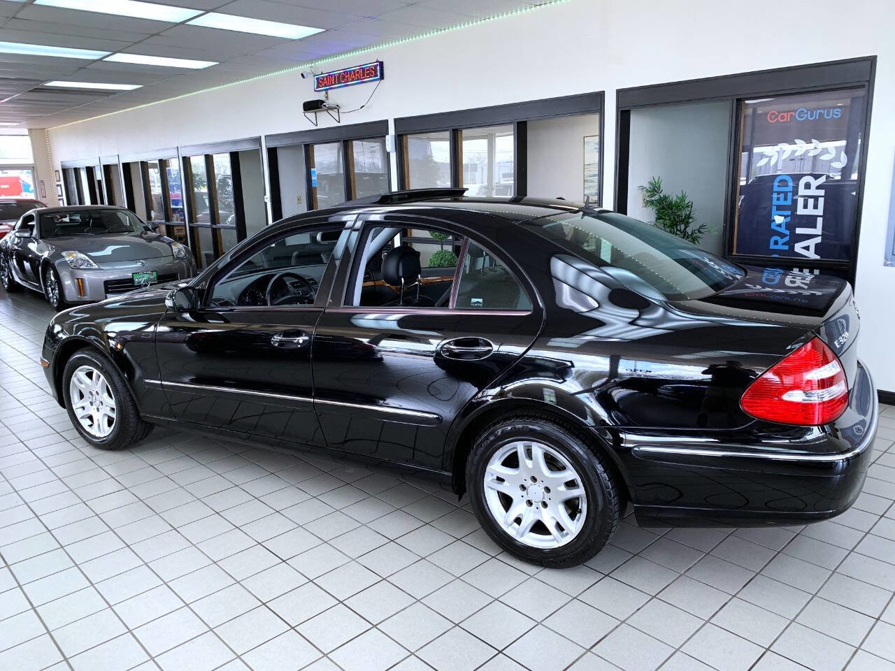 Used 2005 Mercedes-Benz E 320 Sedan image 6