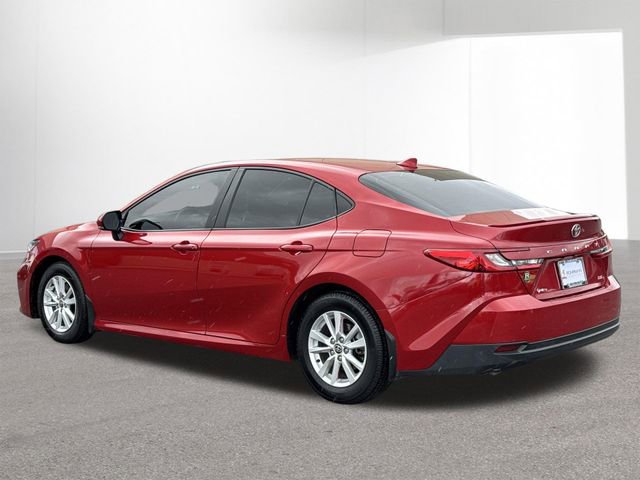 Used 2025 Toyota Camry LE w/ Convenience Package image 31