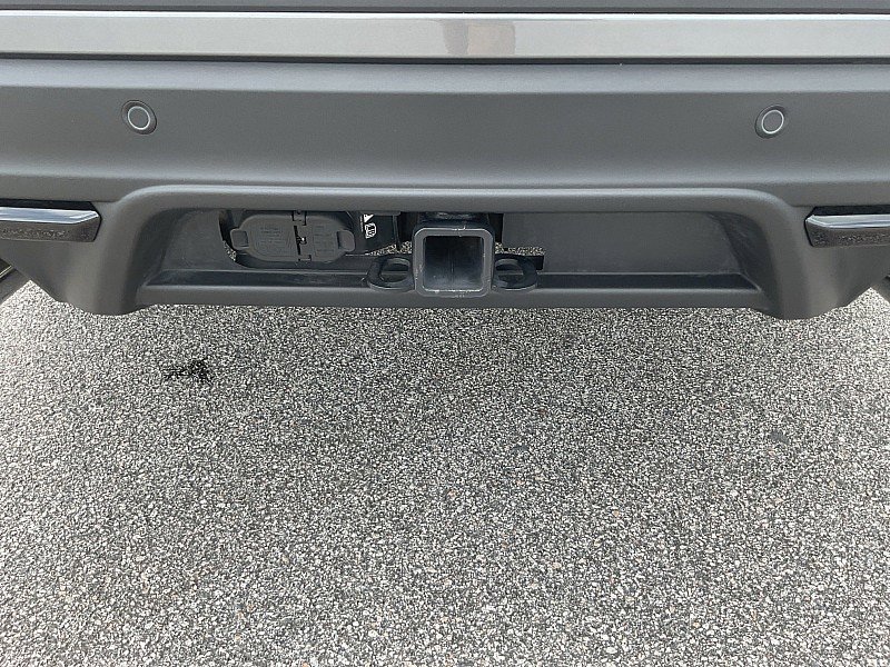 Used 2025 Ford Explorer ST image 28