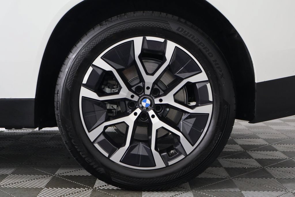 Used 2026 BMW X3 xDrive30i w/ Convenience Package AWD/4WD image 16