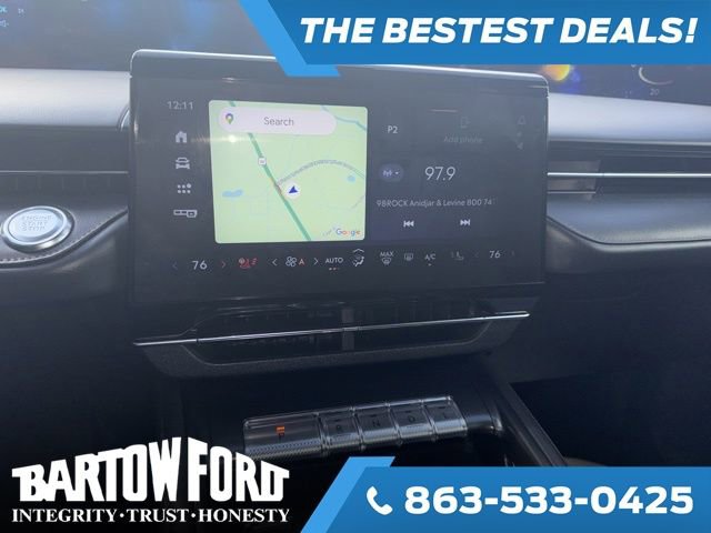 Used 2025 Lincoln Nautilus Premier w/ Jet Appearance Package image 11