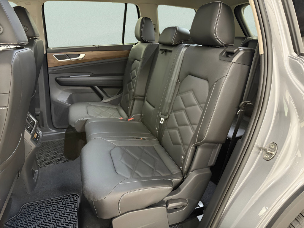 New 2026 Volkswagen Atlas SE image 19