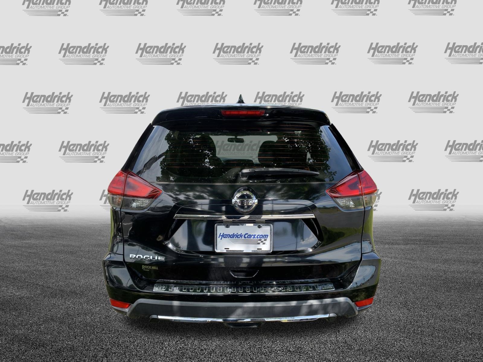 Used 2017 Nissan Rogue S FWD image 9