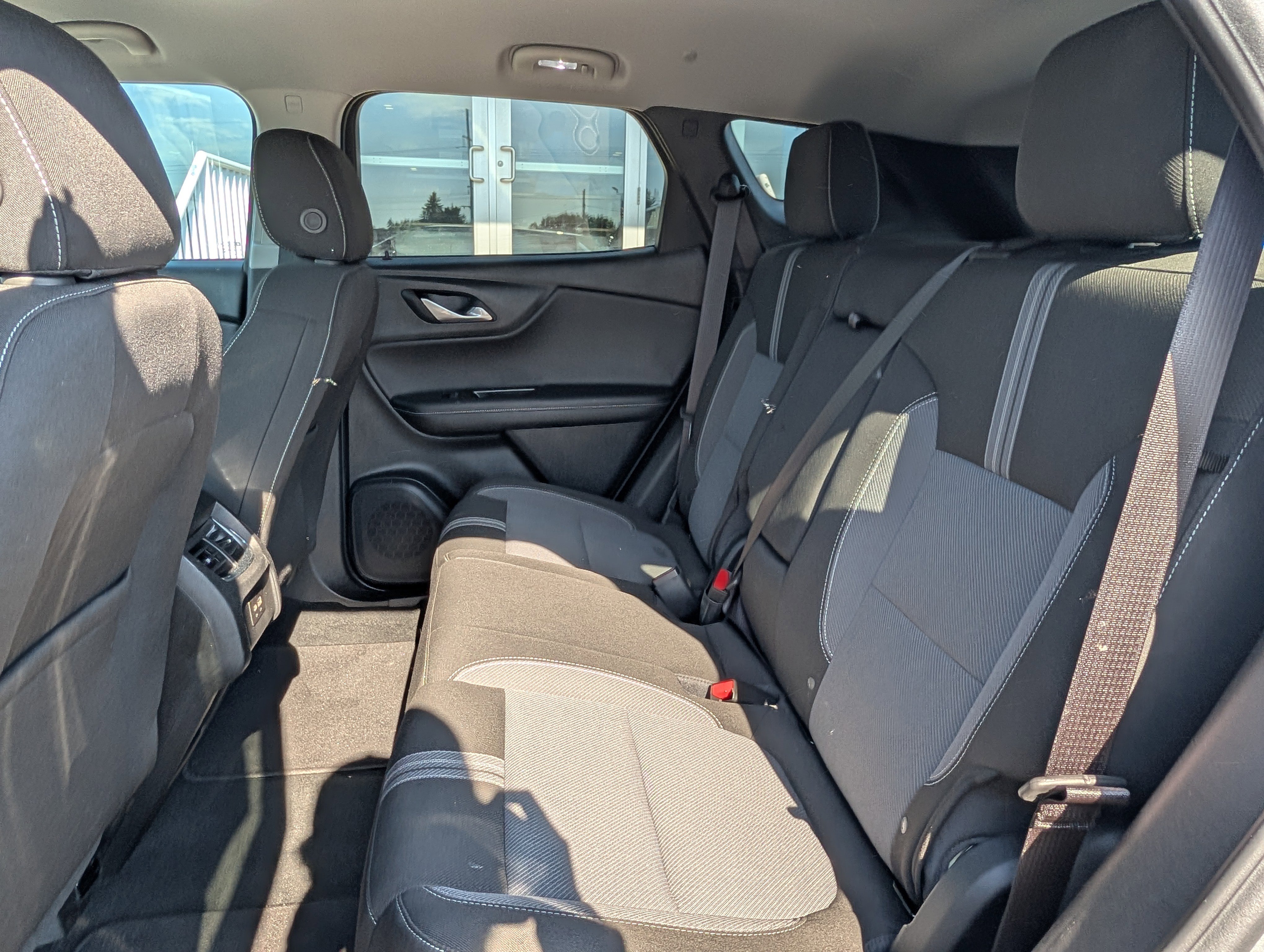 Certified 2025 Chevrolet Blazer LT AWD/4WD image 9