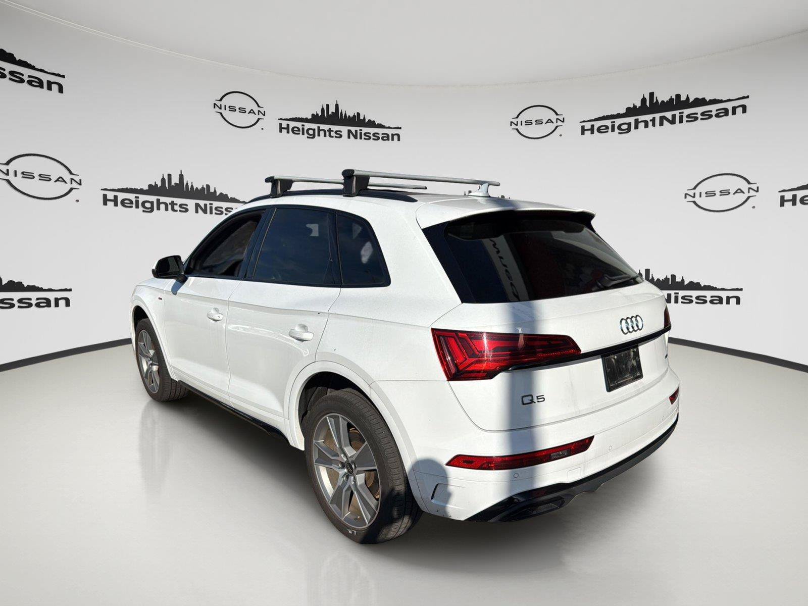 Used 2025 Audi Q5 2.0T Premium AWD/4WD image 3