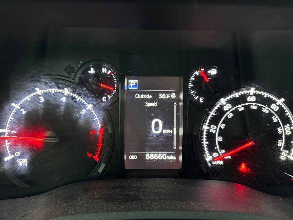 Used 2022 Toyota 4Runner SR5 image 11