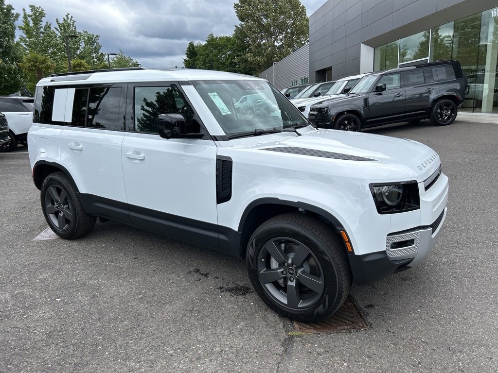 New 2025 Land Rover Defender 110 S image 8