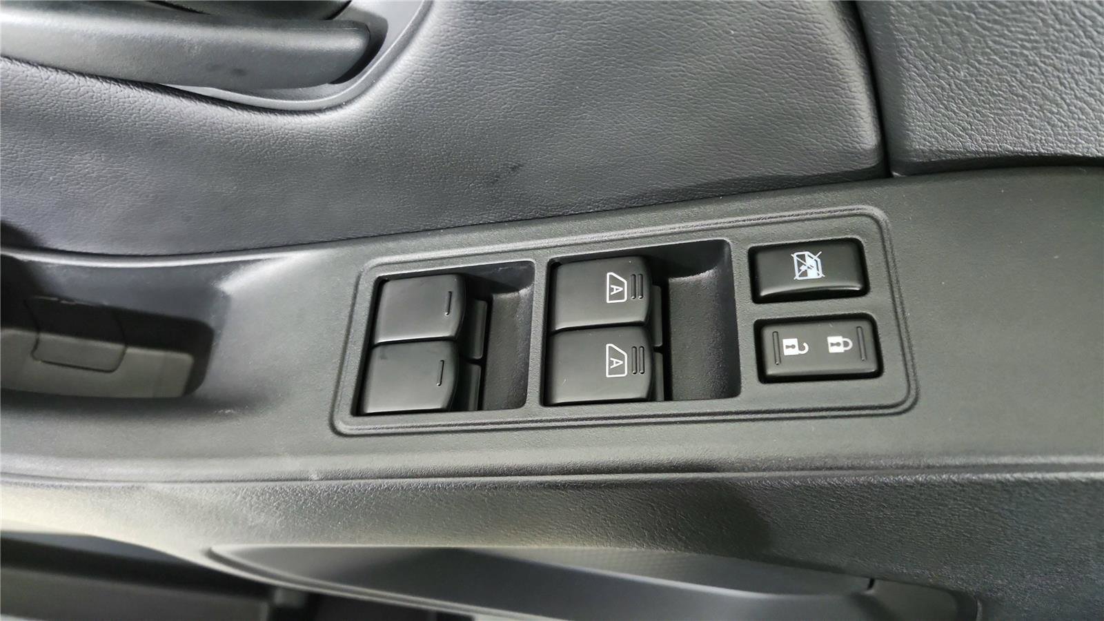 New 2026 Nissan Frontier S image 14