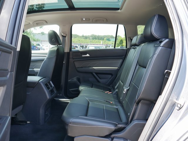 Used 2022 Volkswagen Atlas SEL image 15