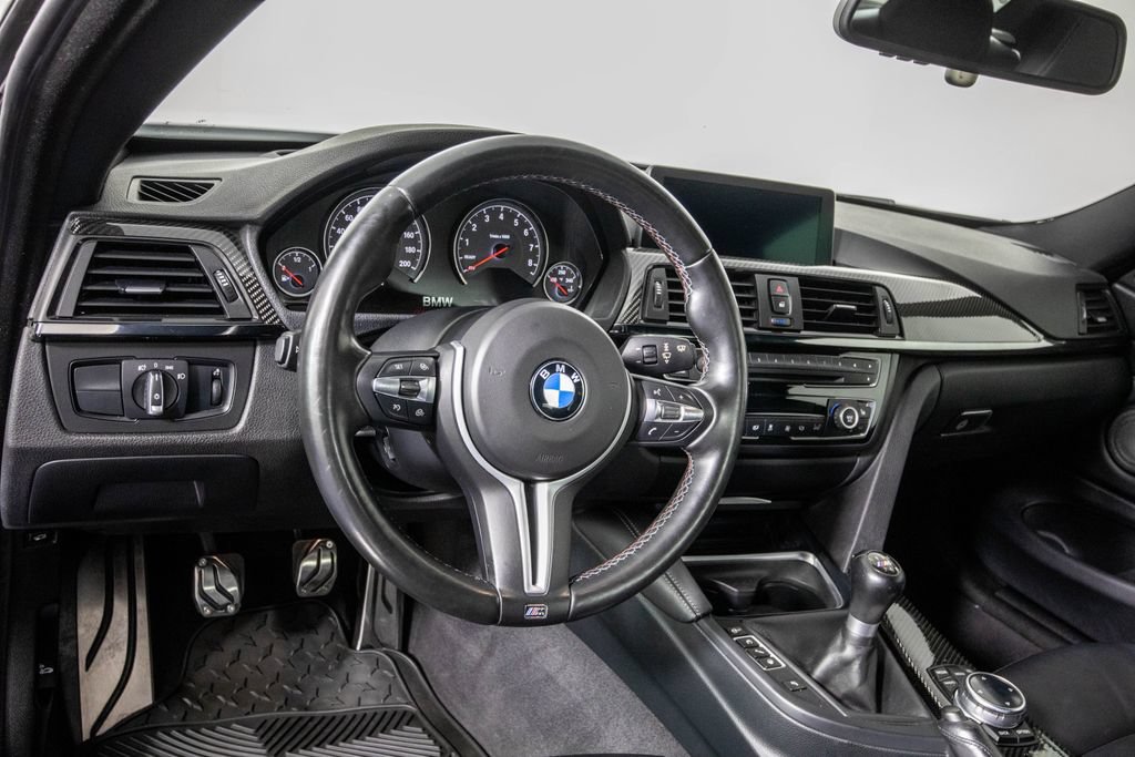 Used 2015 BMW M4 Coupe RWD image 16