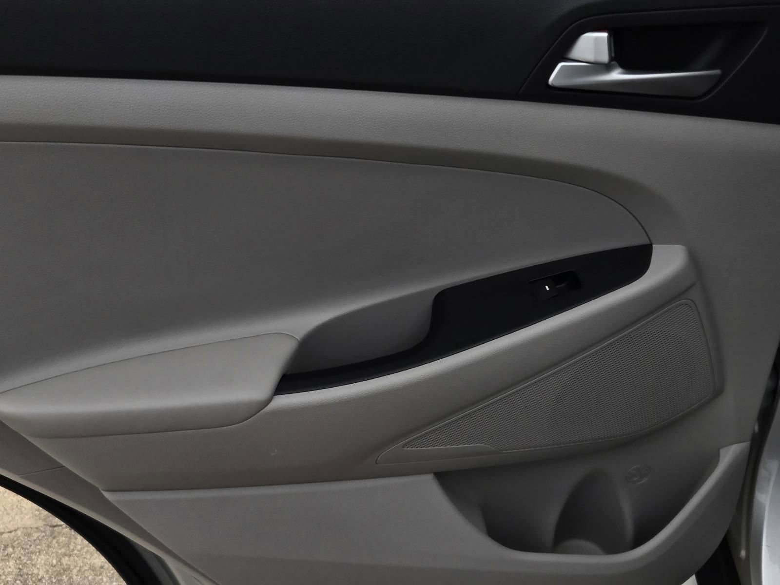 Used 2019 Hyundai Tucson SEL image 11