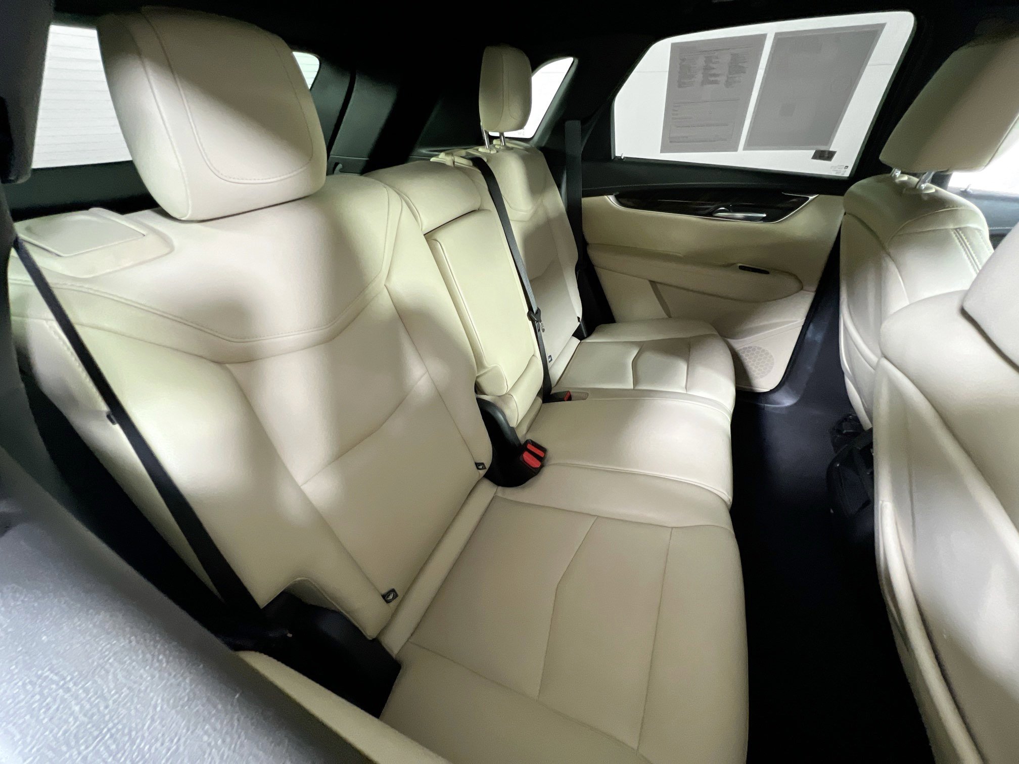 Used 2018 Cadillac XT5 AWD image 26