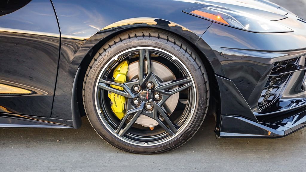 Used 2020 Chevrolet Corvette Stingray w/ 2LT Preferred Equipment Group image 11