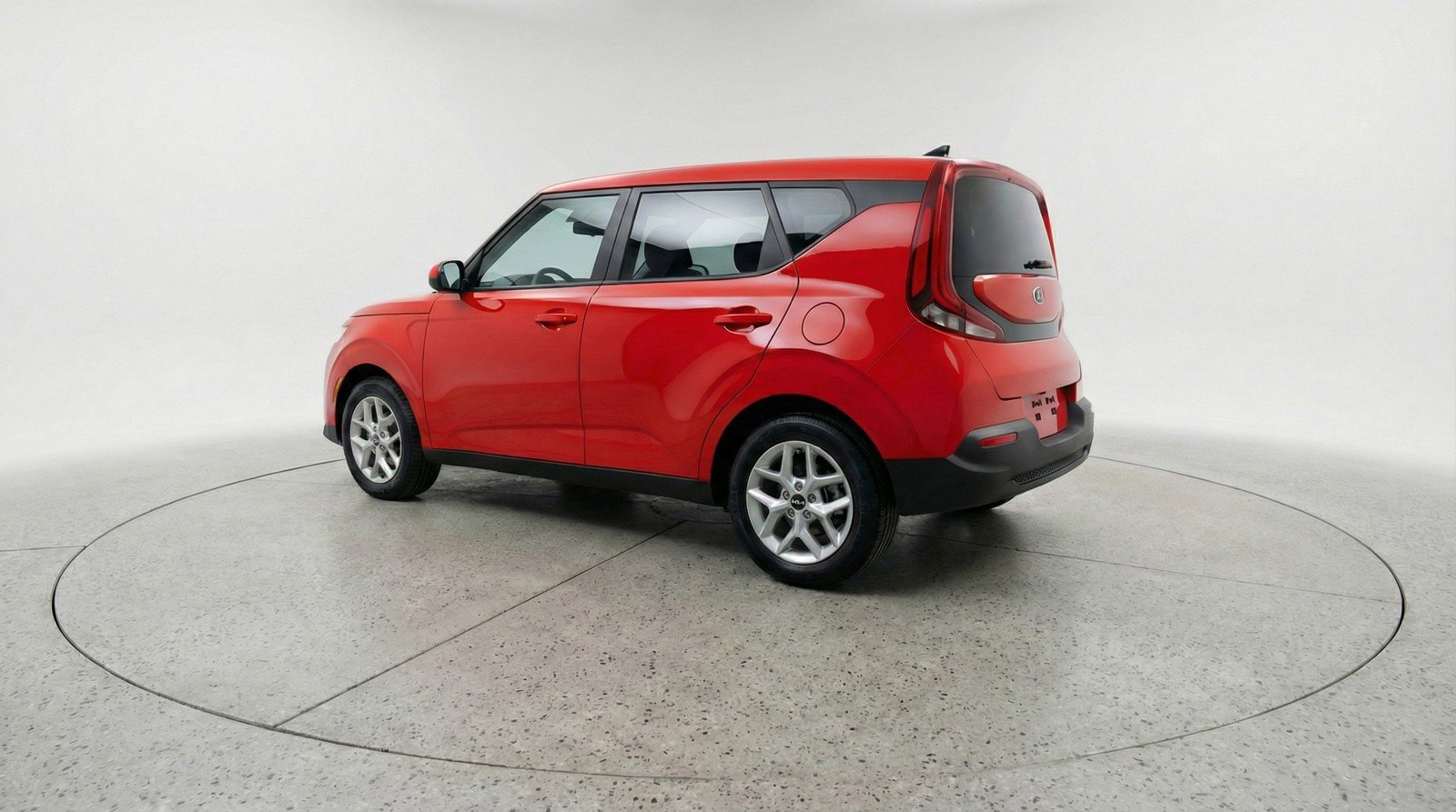 Used 2025 Kia Soul LX w/ LX Technology Package FWD image 6