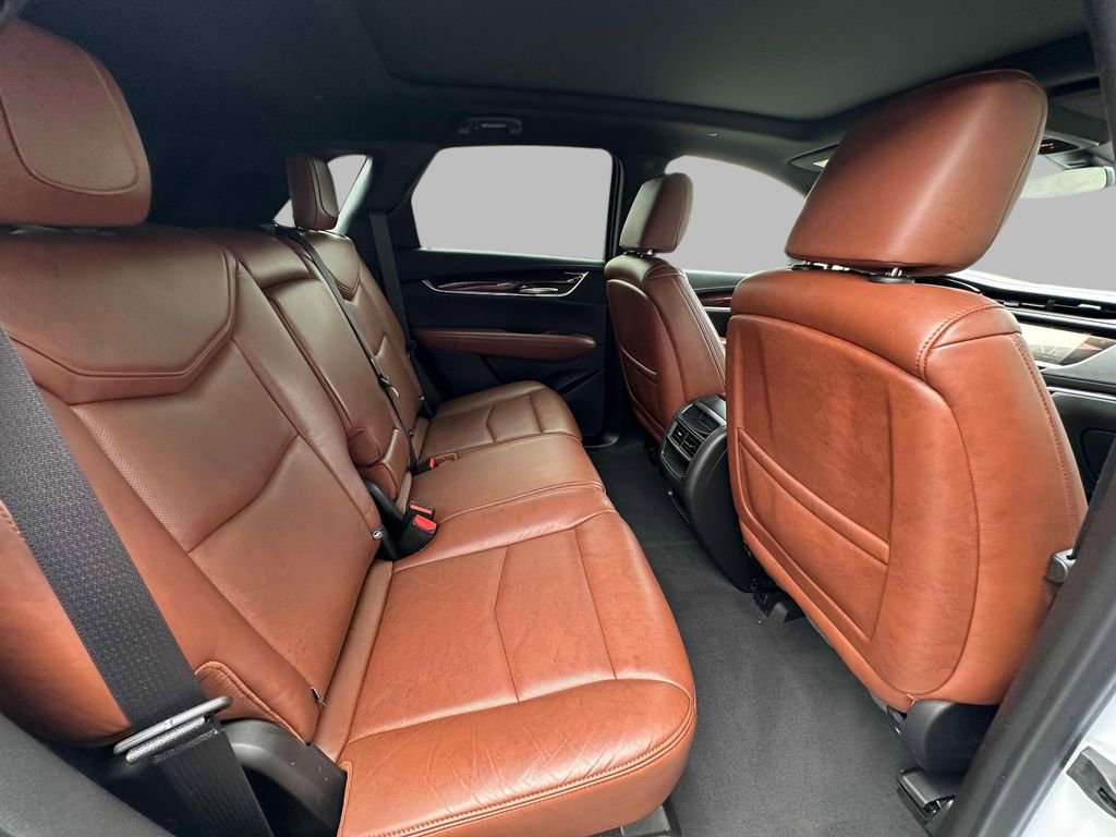 Used 2019 Cadillac XT5 Luxury image 16