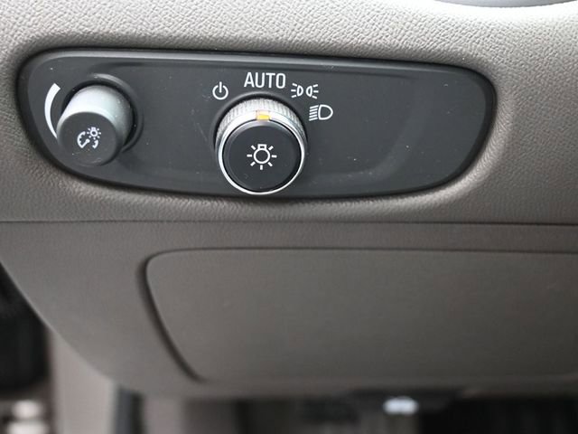 Used 2022 Chevrolet Malibu LS image 21