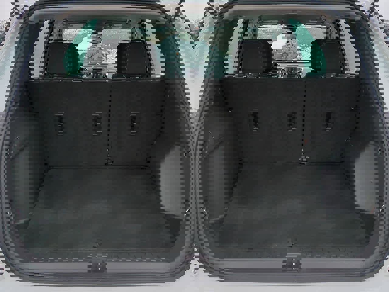 Used 2021 Chevrolet Equinox LS image 32