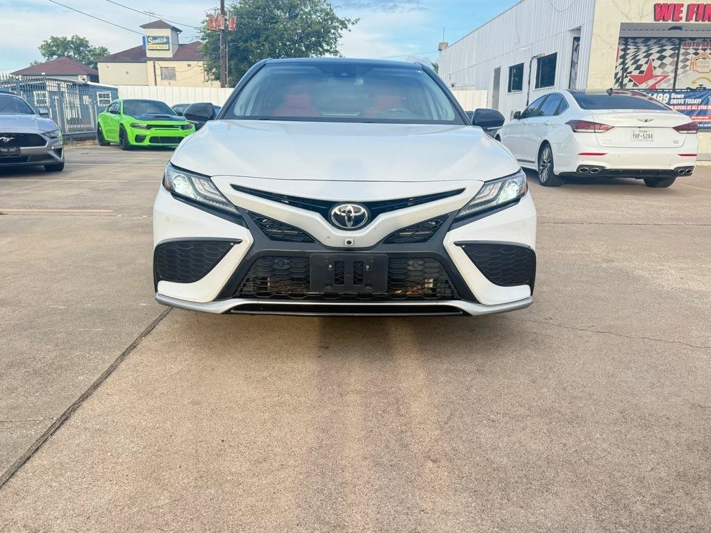 Used 2021 Toyota Camry XSE w/ Navigation Package FWD image 2
