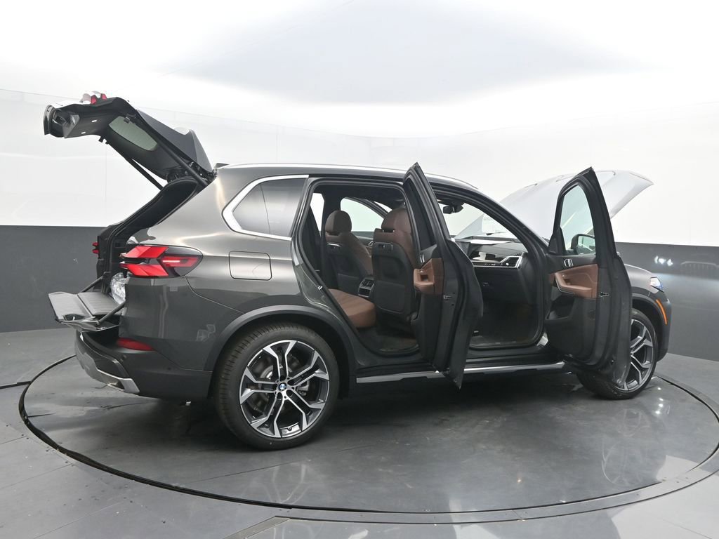 New 2026 BMW X5 xDrive50e AWD/4WD image 56