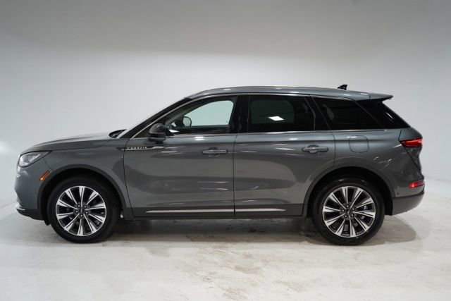 Used 2022 Lincoln Corsair Reserve w/ Equipment Group 201A AWD/4WD image 4