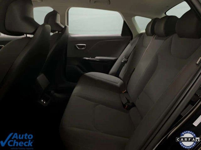 Used 2025 Kia K4 LX image 63