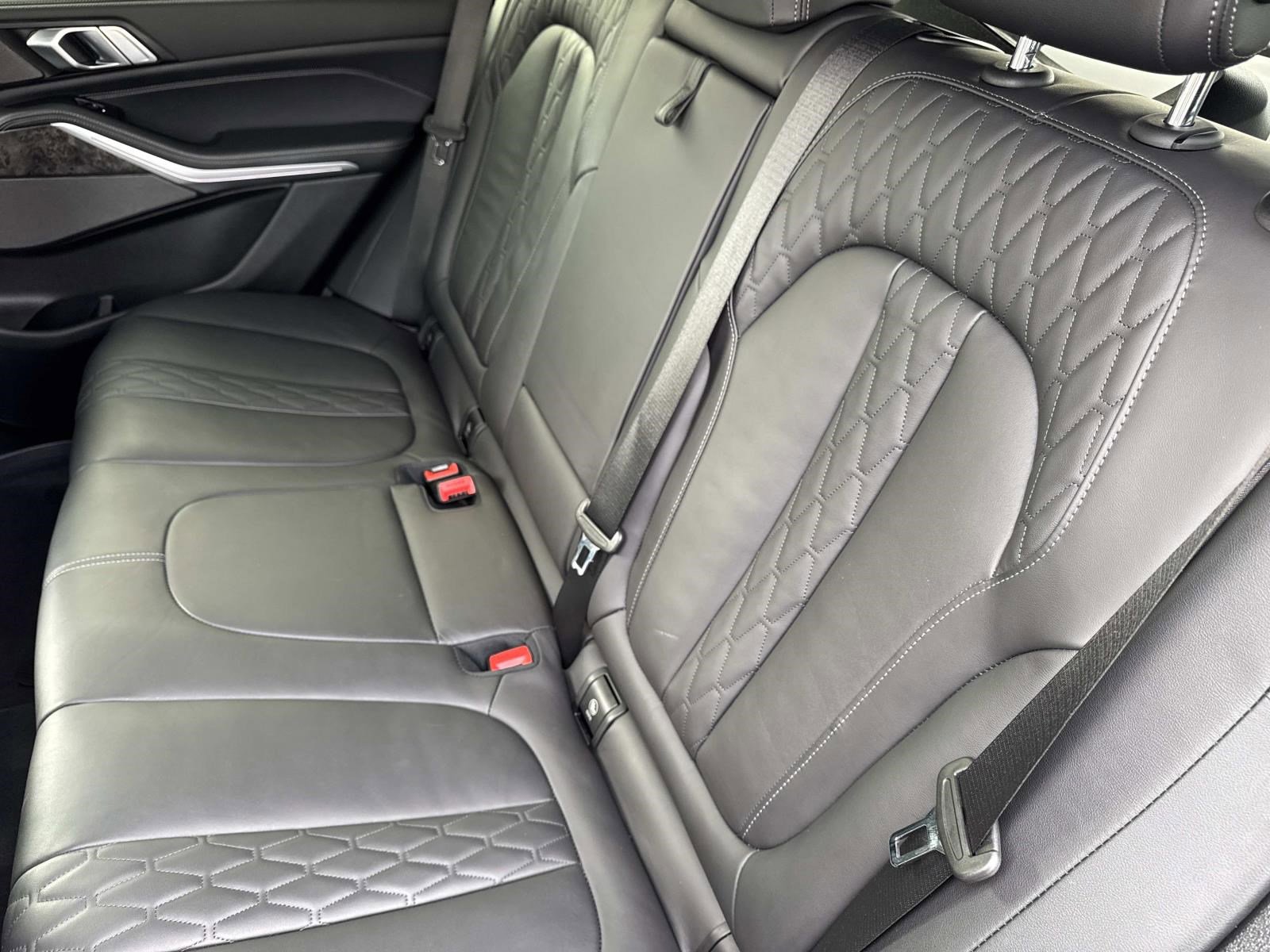 Certified 2024 BMW X5 M60i w/ Executive Package image 13