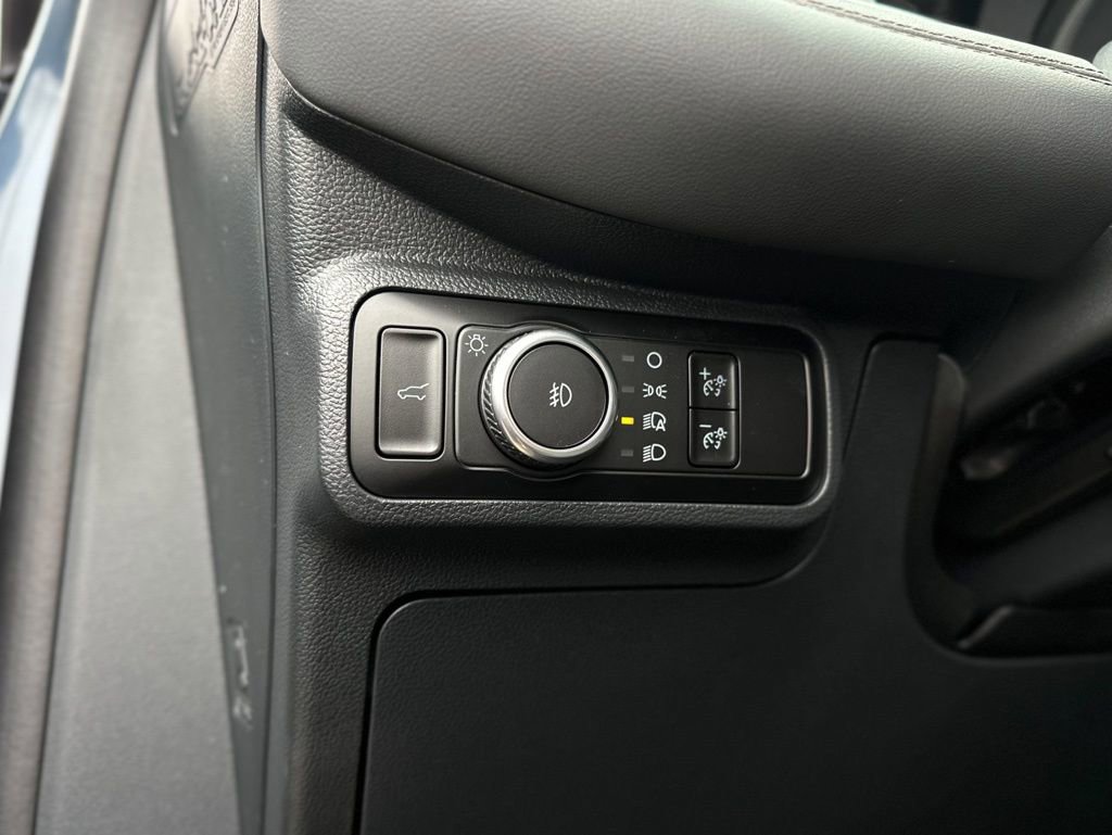 New 2026 Ford Explorer Active w/ Active Comfort Package image 46