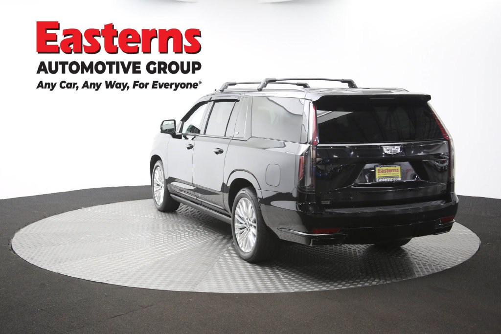 Used 2024 Cadillac Escalade ESV Sport Platinum w/ LPO, ONYX Package AWD/4WD image 74