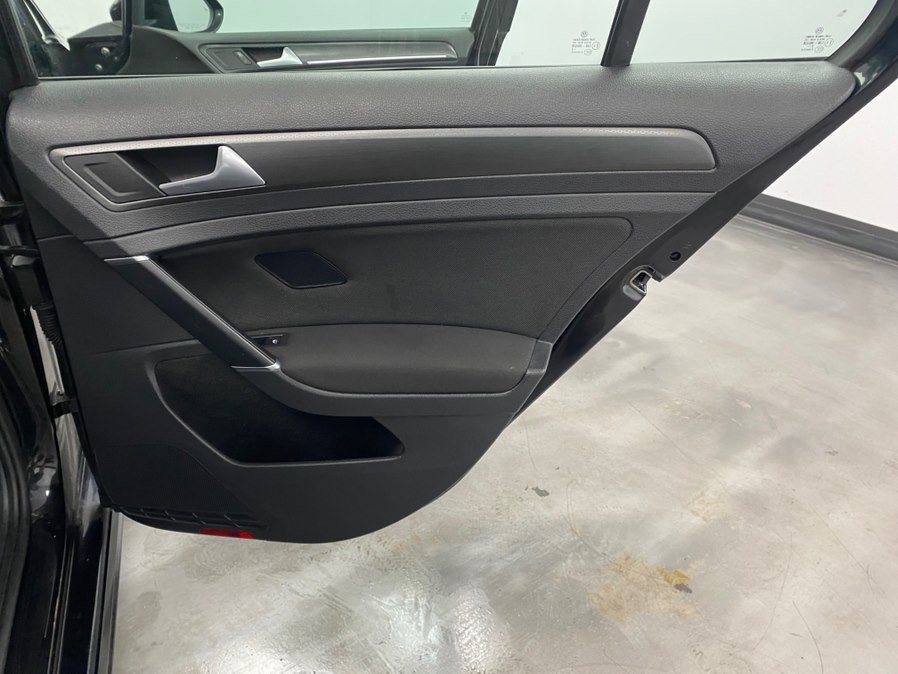 Used 2020 Volkswagen GTI S image 43