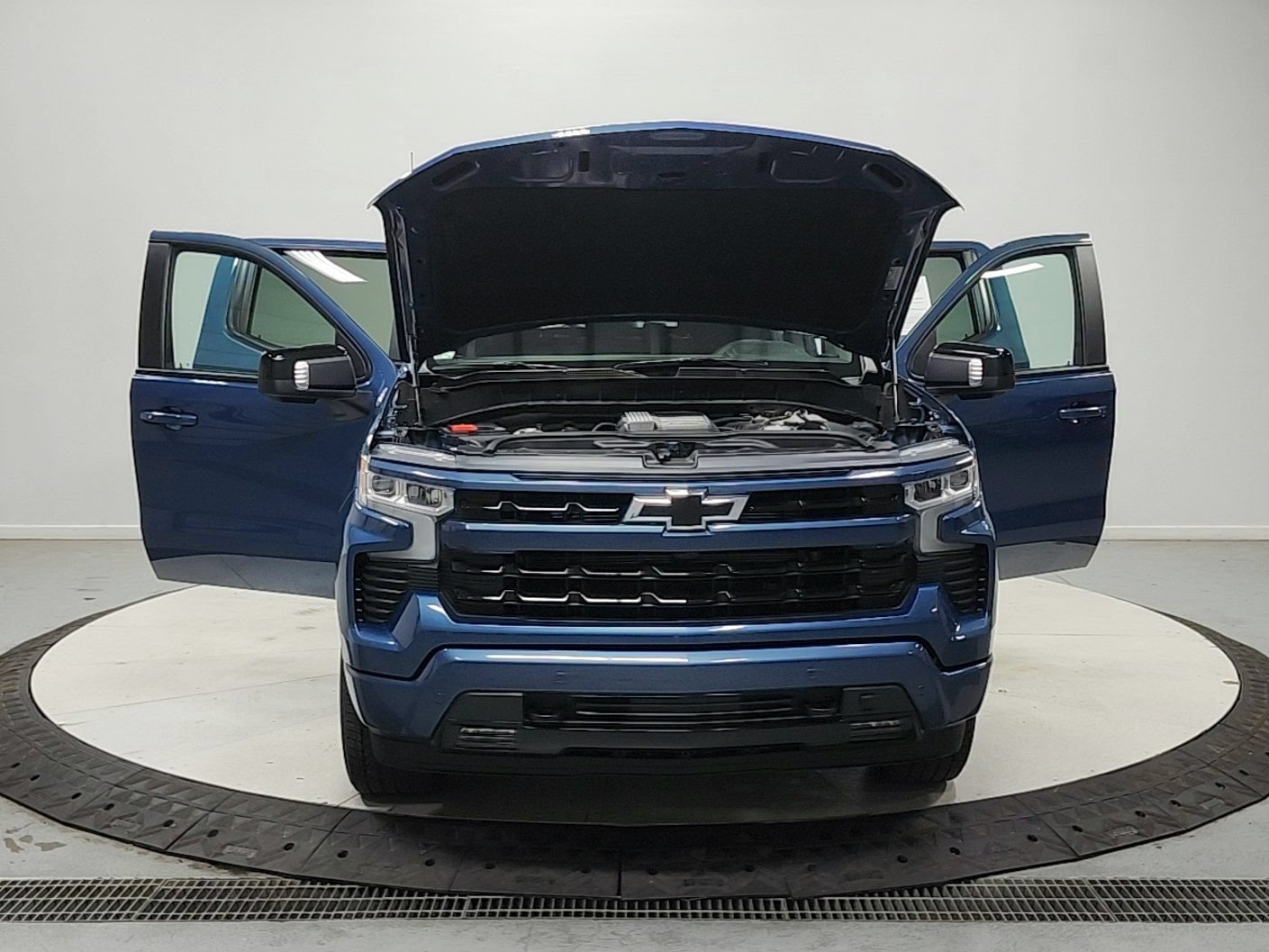 Used 2024 Chevrolet Silverado 1500 RST w/ All Star Edition Plus AWD/4WD image 11