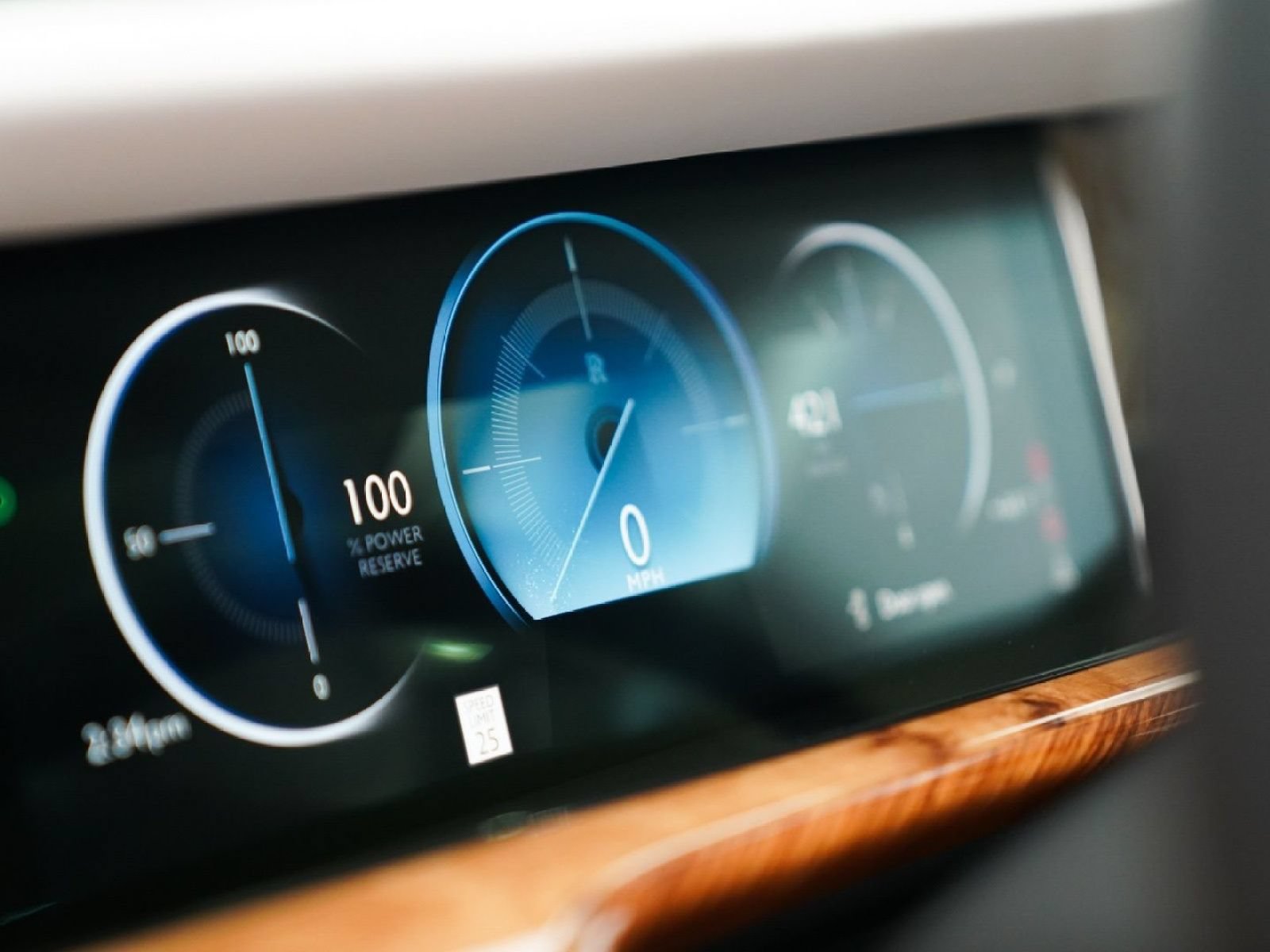 New 2026 Rolls-Royce Phantom Sedan RWD image 50