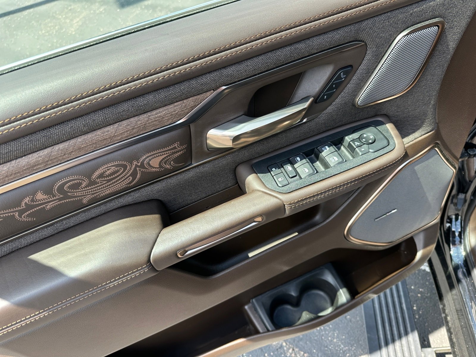 New 2025 RAM 1500 Limited image 19