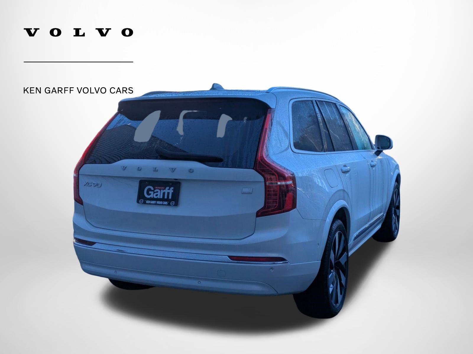 Used 2024 Volvo XC90 T8 Plus w/ Protection Package AWD/4WD image 3