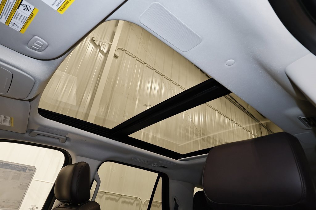 New 2025 Ford Expedition Max Platinum w/ Platinum Ultimate Package image 34