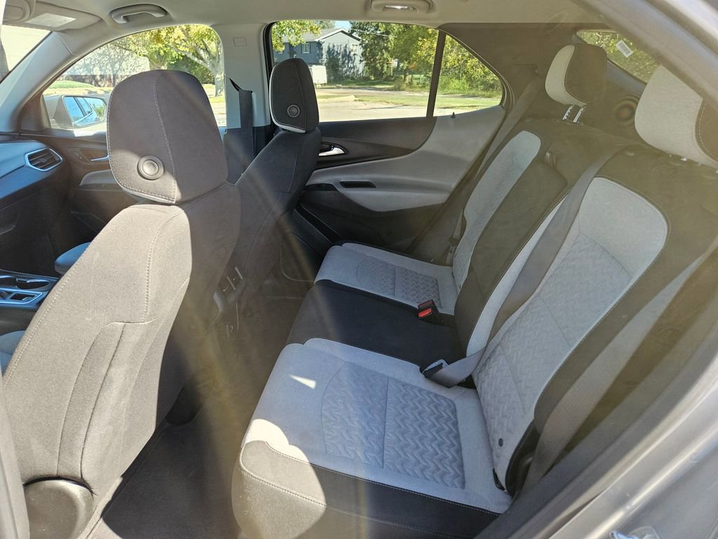 Used 2024 Chevrolet Equinox LT image 28