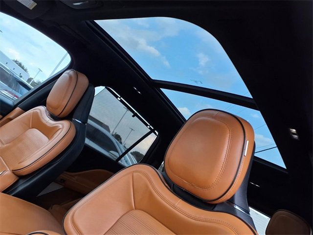 Used 2022 Lincoln Aviator Black Label w/ Dynamic Handling Package image 7