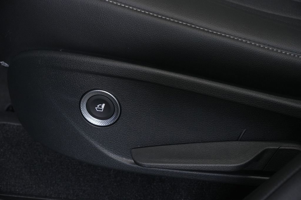 New 2025 Genesis GV80 2.5T Standard image 33