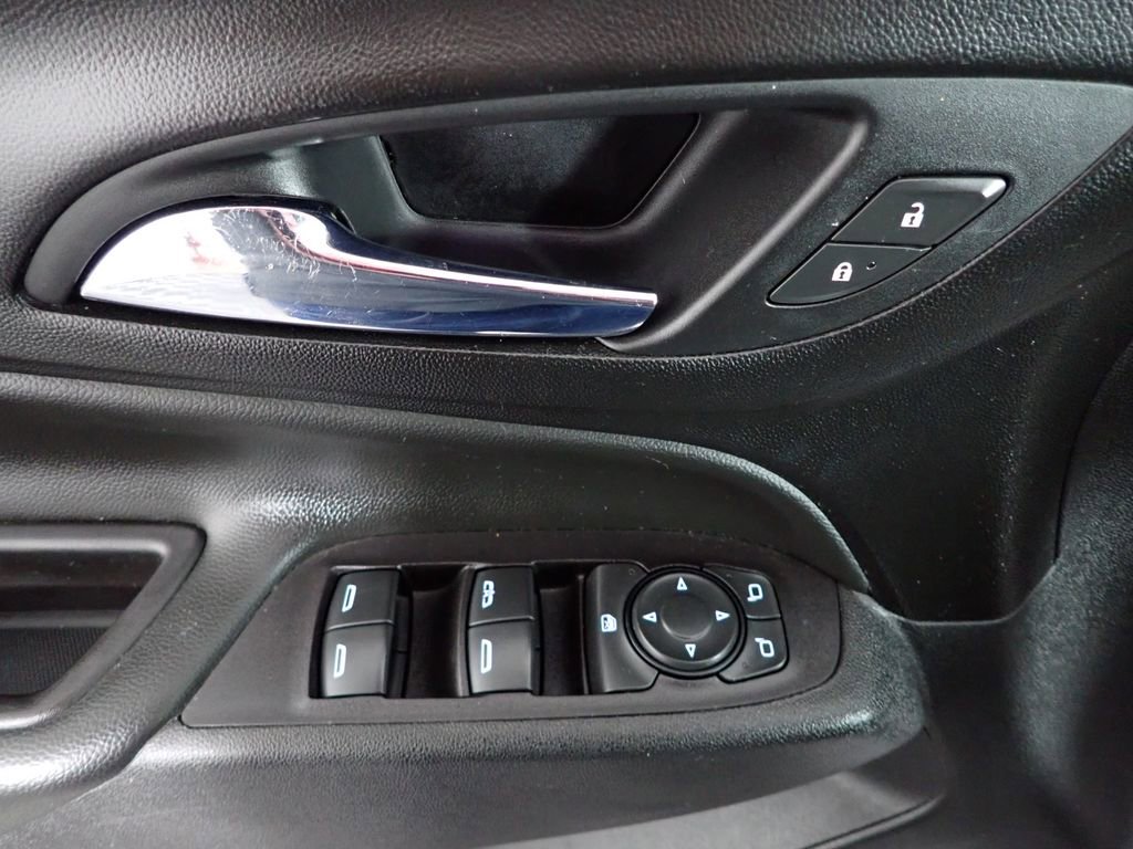 Used 2020 Chevrolet Equinox LT image 17