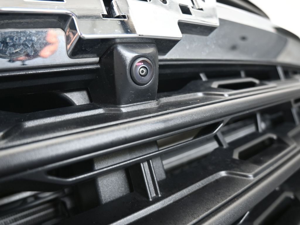 Used 2024 Chevrolet Traverse LS image 53