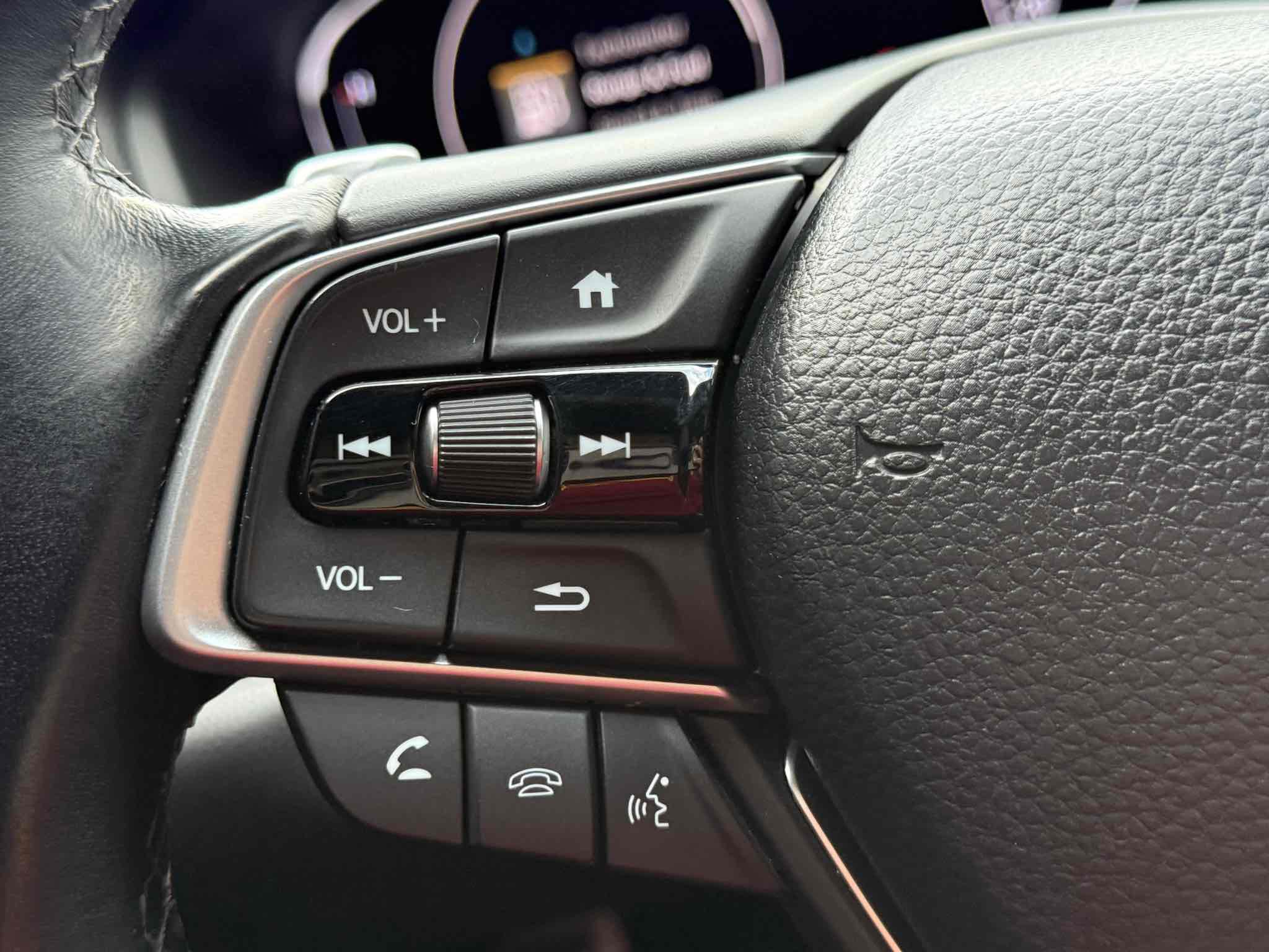 Used 2018 Honda Accord Sport image 79
