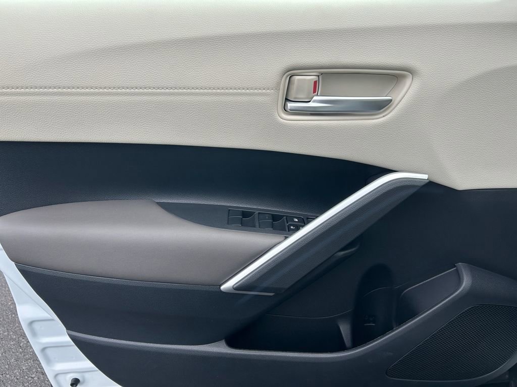 Used 2024 Toyota Corolla Cross XLE w/ Convenience Package AWD/4WD image 22