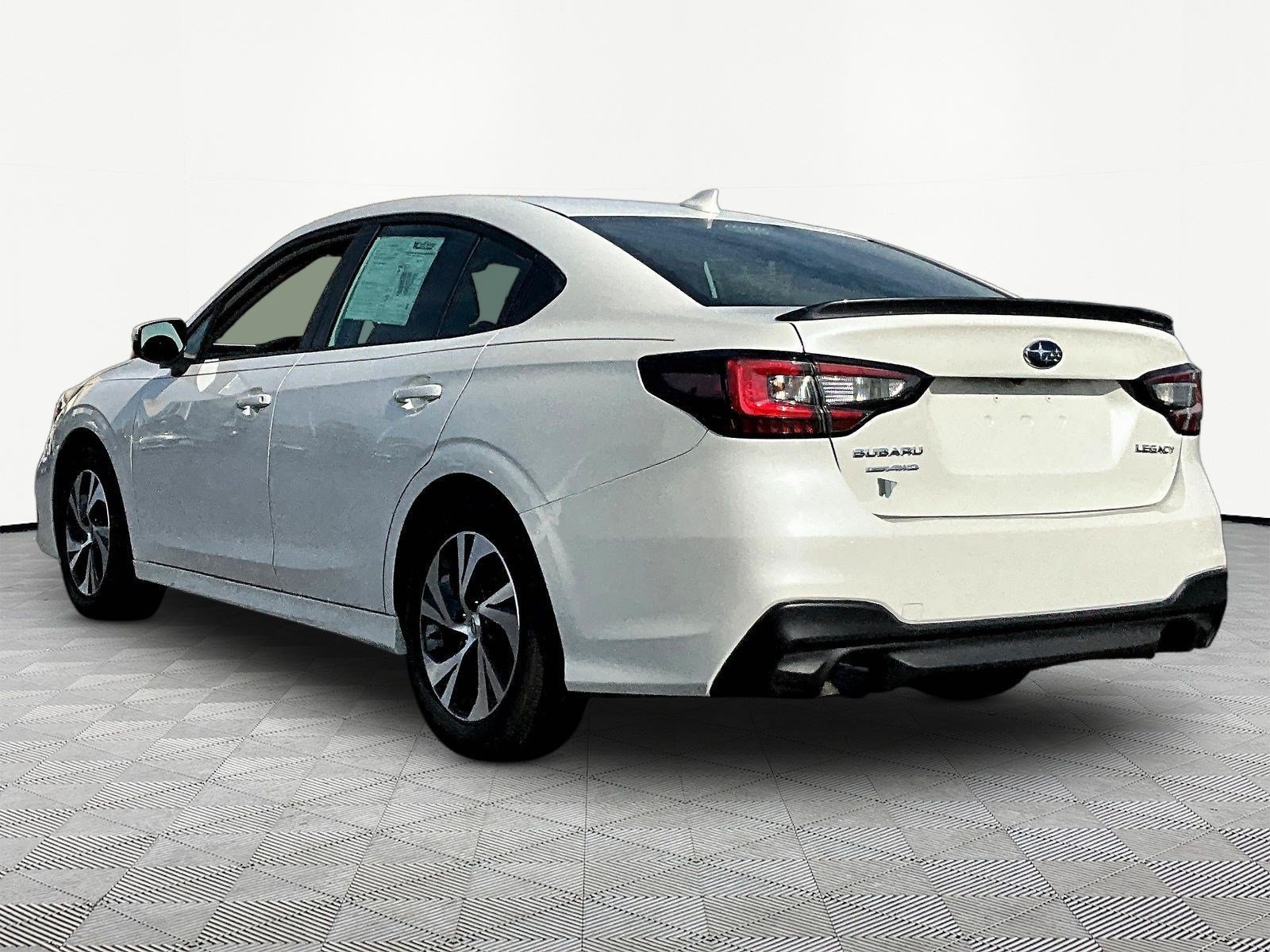 Used 2025 Subaru Legacy Premium AWD/4WD image 4