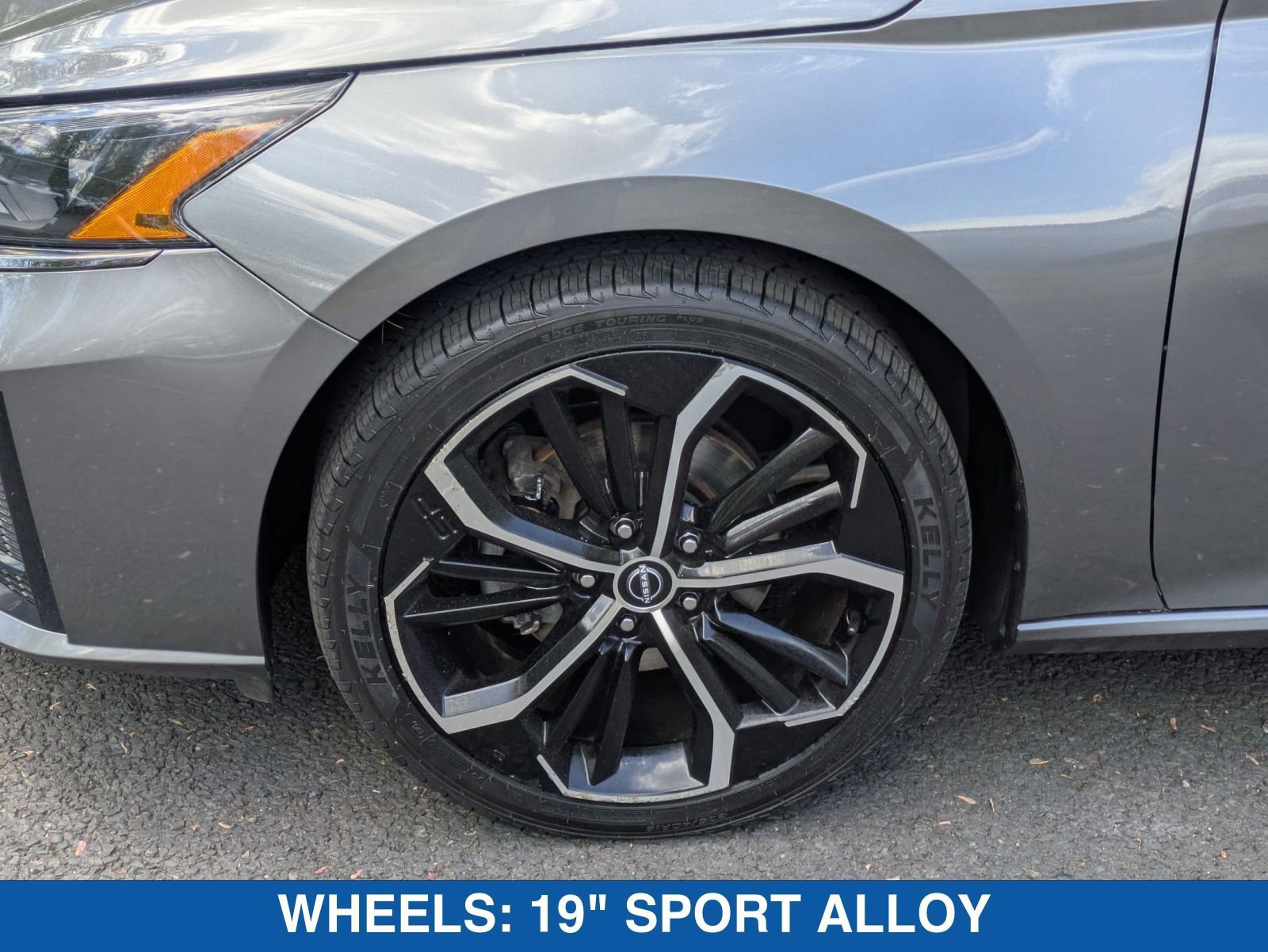 Used 2023 Nissan Altima 2.5 SR FWD image 11