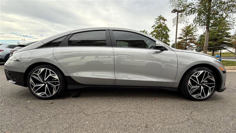 Used 2023 Hyundai Ioniq 6 SEL image 7