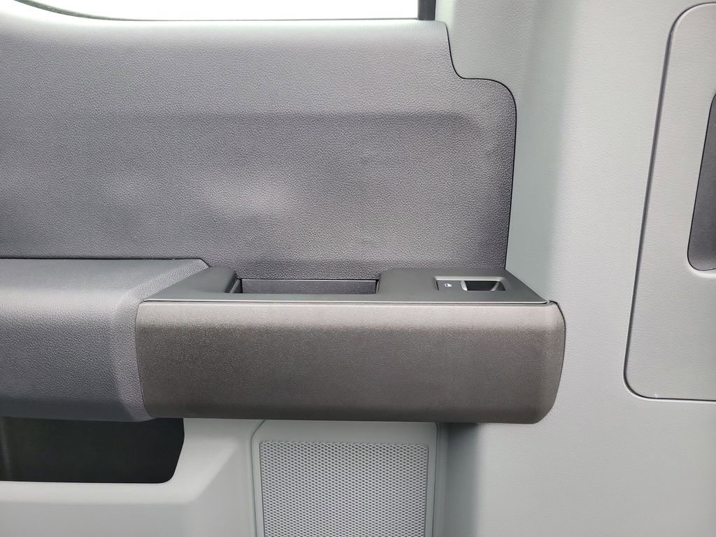 New 2026 Ford F250 XL w/ XL Off-Road Package image 16